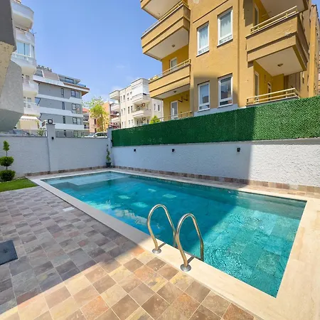 In On Cleopatre Daire Alanya